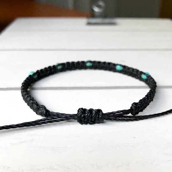 Turquoise Howlite Beads Waxed Bracelet - Picture 3 of 3